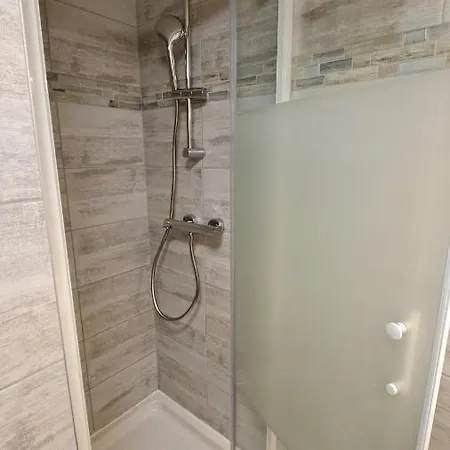 Agreable Et Moderne Appartement Toul Centre Exterior photo