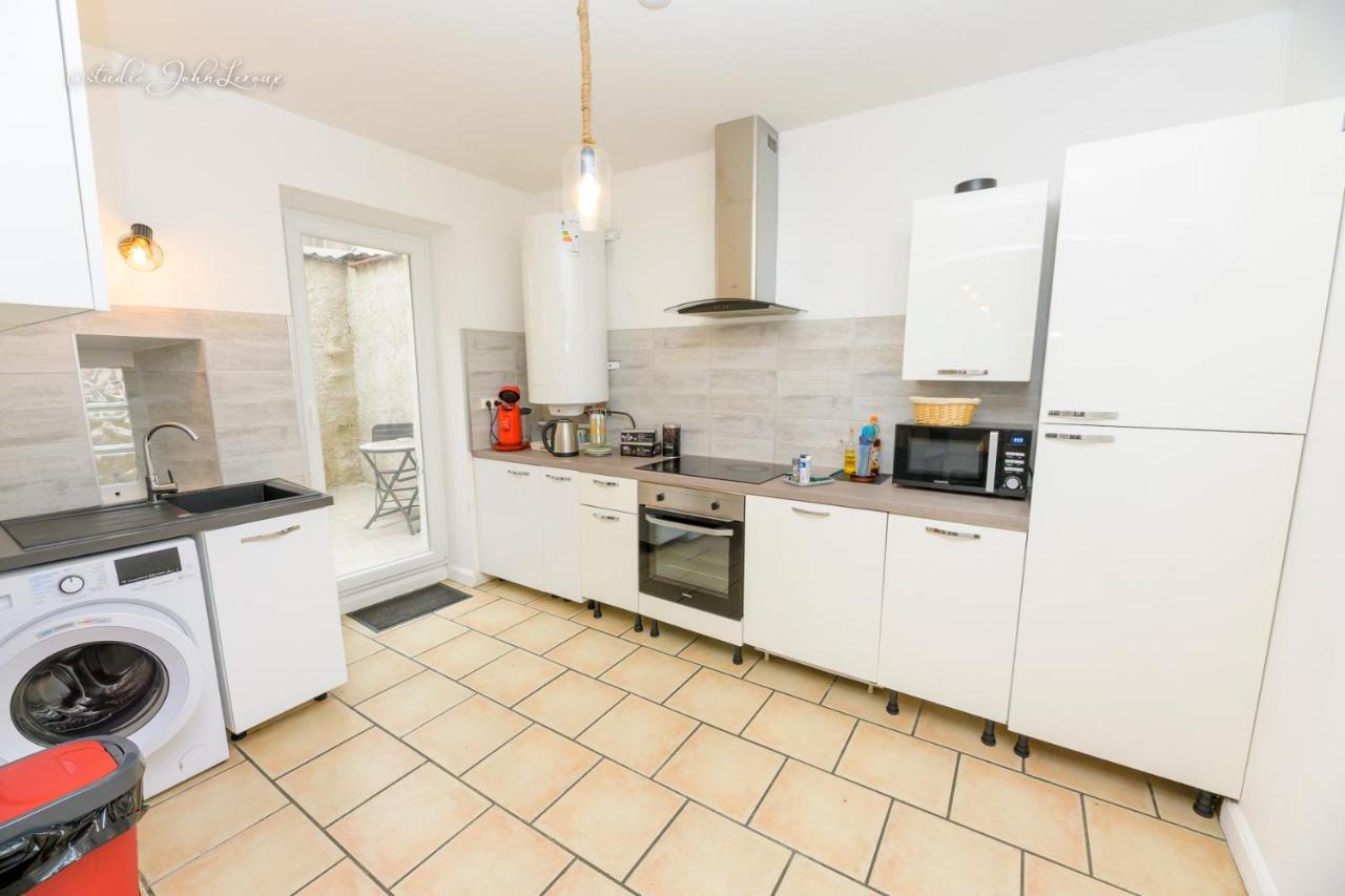 Agreable Et Moderne Centre Apartment